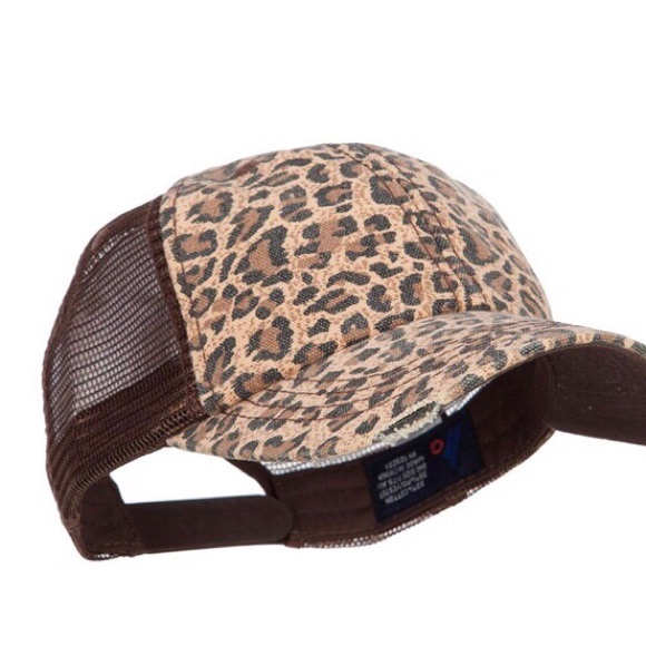 Leopard Print Mesh Cap - Picture 2 of 3